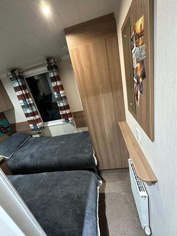 Villa Luxurious 6 Berth Swift Bordeaux On Lyons Robin Hood Rhyl Meliden Exterior foto