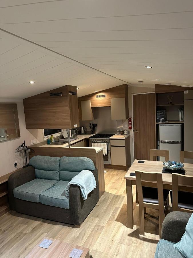 Villa Luxurious 6 Berth Swift Bordeaux On Lyons Robin Hood Rhyl Meliden Exterior foto